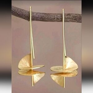 NEW! Gold Abstract Minimalist Swirl Dangle Hook Earrings